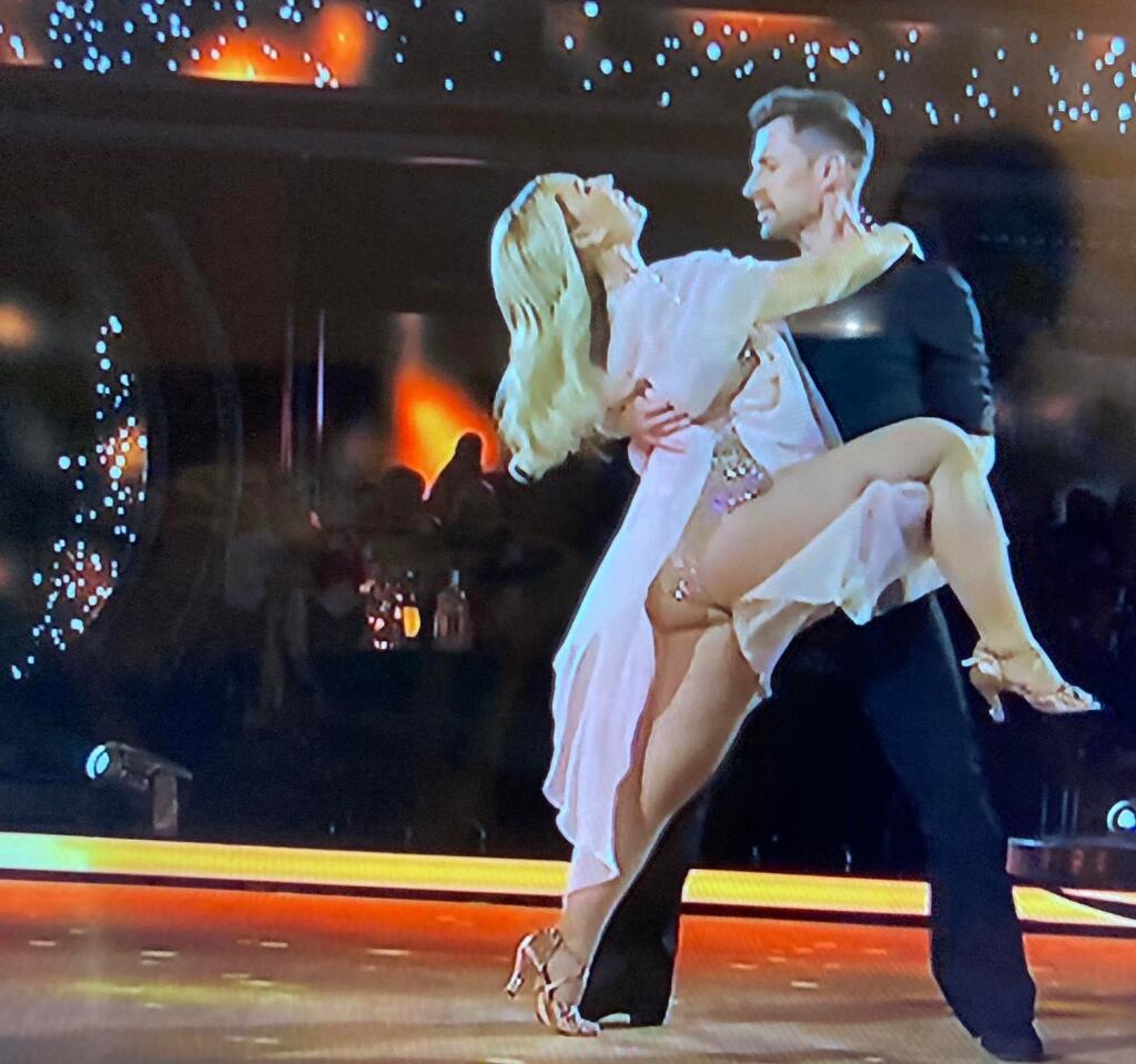 Tretie finálové kolo Let´s Dance. Dominika Cibulková a jej rumba na pesničku Shallow.