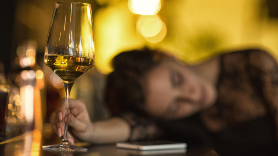 Ak sa vám častejšie stáva, že to preženiete s alkoholom, radšej si urobte tento test.