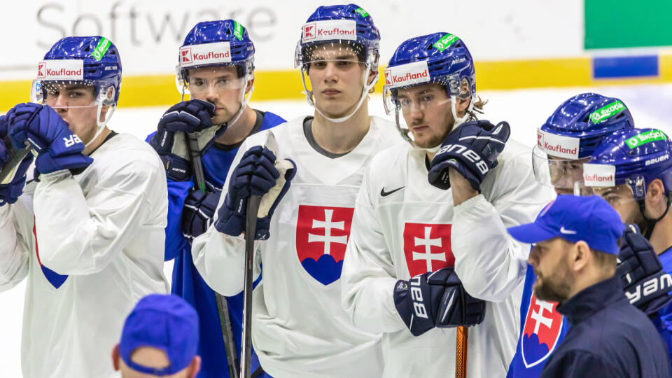 Prvý tréning slovenskej hokejovej reprezentácie v helsinskej hale Ice Hall pred zápasom s Francúzskom. 