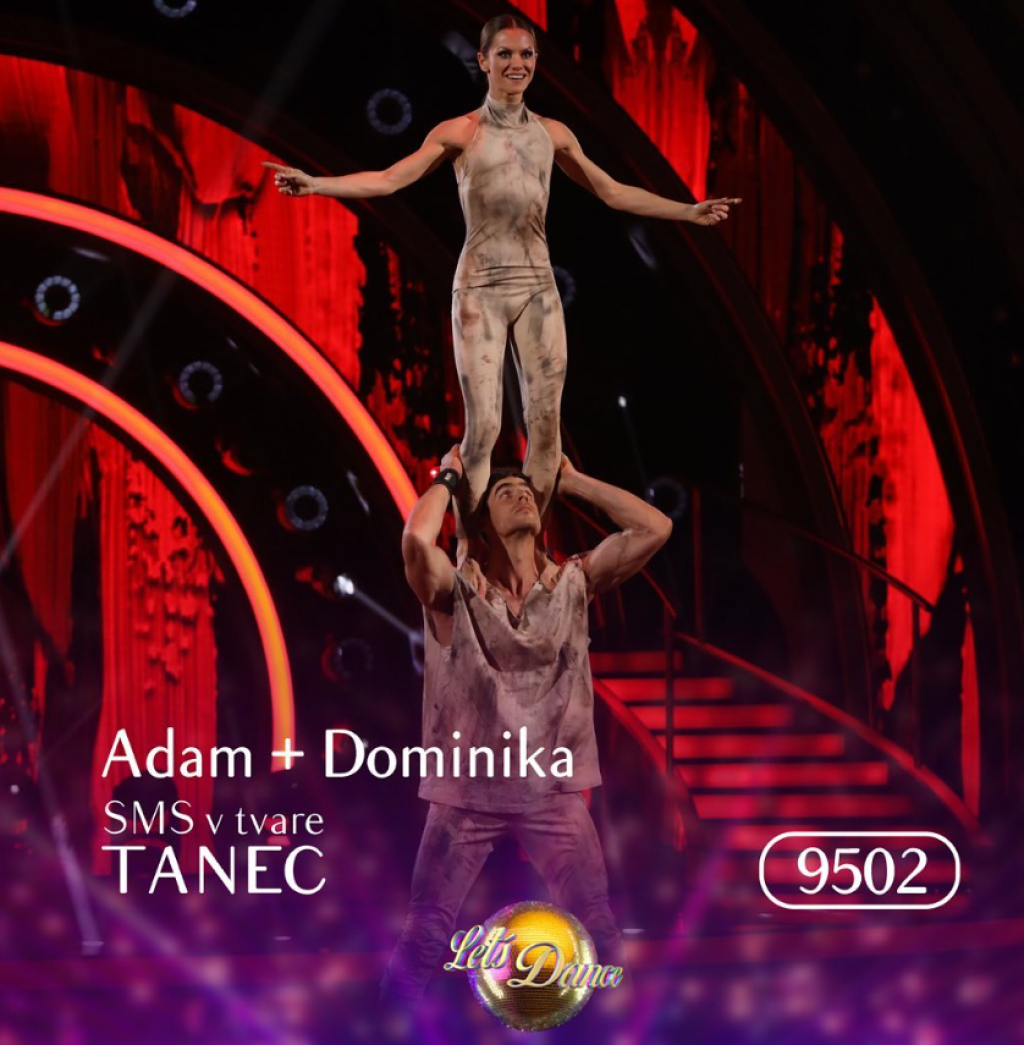 Adam Bardy a Dominika Rošková a ich scénický tanec. Bol plný akrobacie.