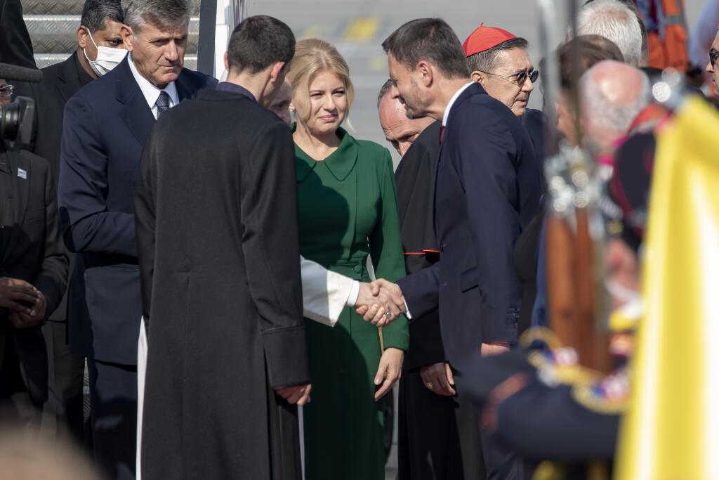 Prílet pápeža Františka na letisko M.R. Štefánika v Bratislave pri príležitosti trodňovej apoštolskej návštevy Slovenska.