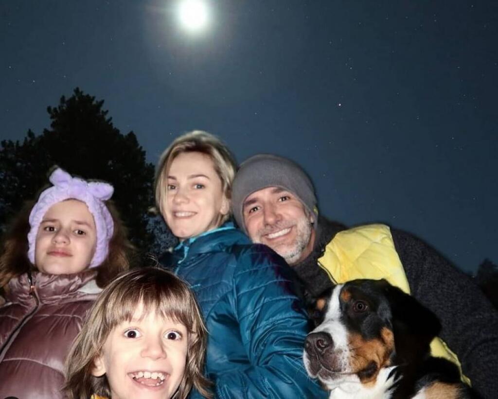 Rodina Moniky Hilmerovej a Jara Bekra - dcéra Zara a syn Leonard.
