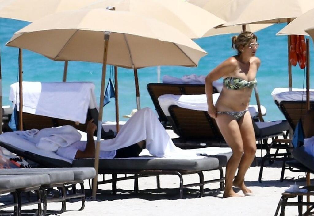 V roku 2017 si Federerovci po roku opäť našli miestečko na pláži na Miami a pri pohľade na Mirku fanúšikovia boli v nemilom úžase.