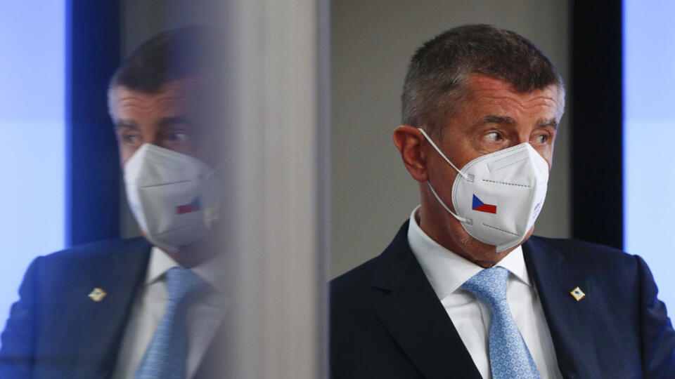 WA 31 archív Brusel - Na archívnej snímke Český premiér Andrej Babiš odchádza po skončení druhého a záverečného dňa mimoriadneho summitu členských štátov EÚ v Bruseli v utorok 25. mája 2021. Česká polícia navrhla obžalovať premiéra Andreja Babiša v kauze dotácie na stavbu Čapího hnízda. FOTO TASR/AP
FILE - In this file photo dated Tuesday, May 25, 2021, Czech Republic's Prime Minister Andrej Babis after an EU summit in Brussels. Czech police recommended again on Monday May 31, 2021, the indic