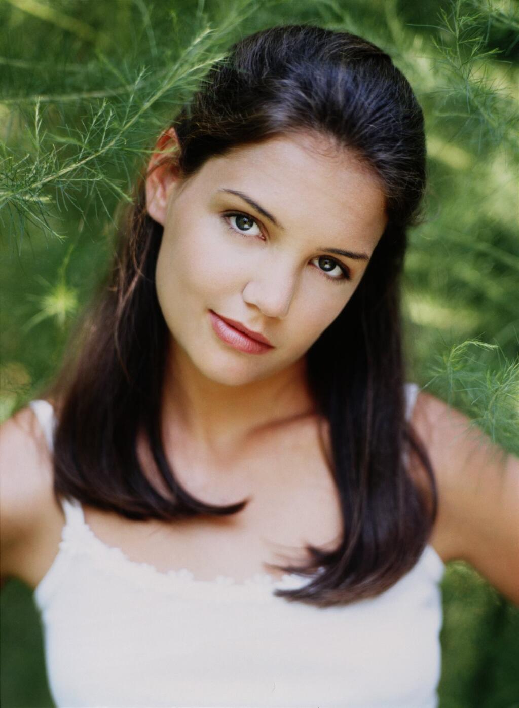 Katie Holmes a Tom Cruise sa rozviedli kvôli jeho náboženstvu. Ona sa bála, aký vplyv by takáto výchova mohla mať na ich dcéru Suri.