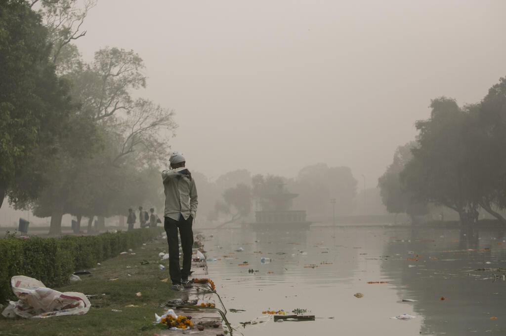 Indické mesto Naí Dillí sužuje smog. Situácia v roku 2016