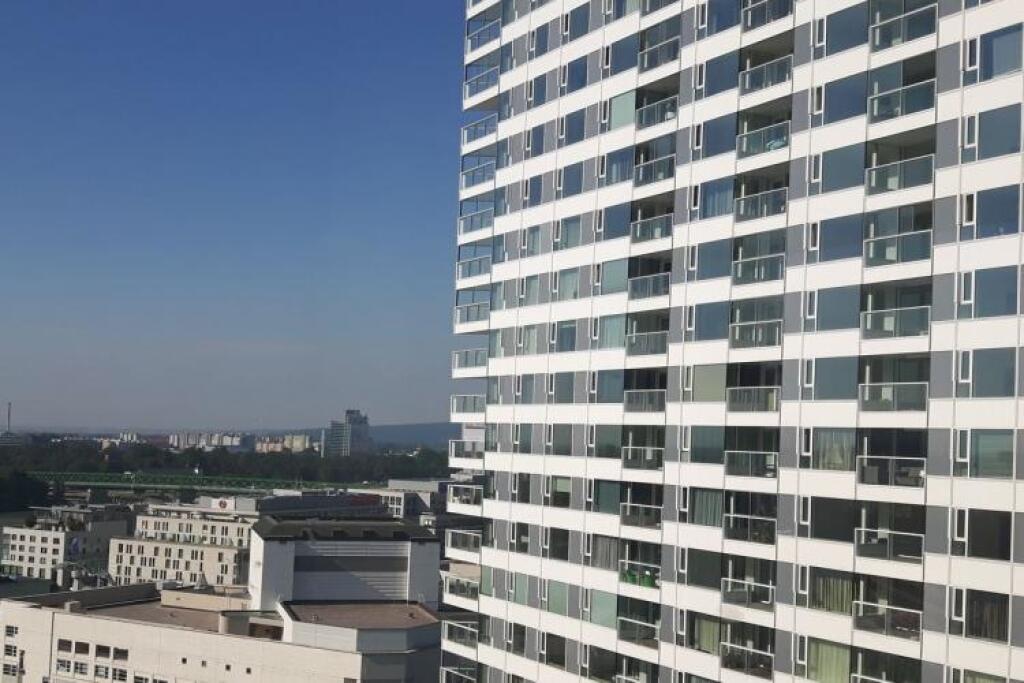 Panorama City: Rušné bývanie vo výškach
