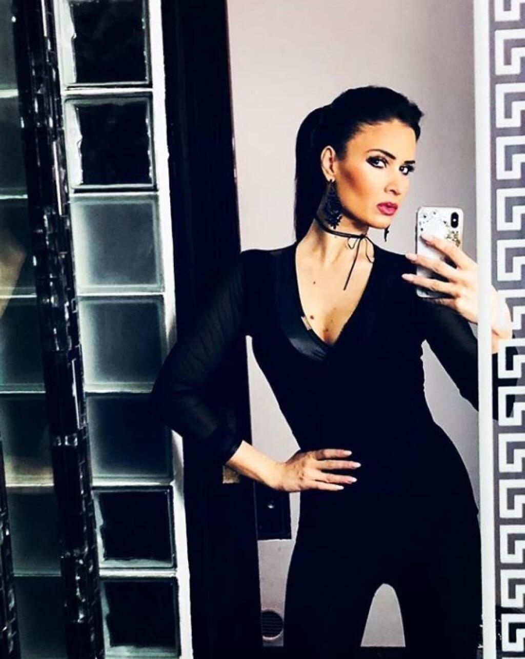 Daniela je skutočne sexi.