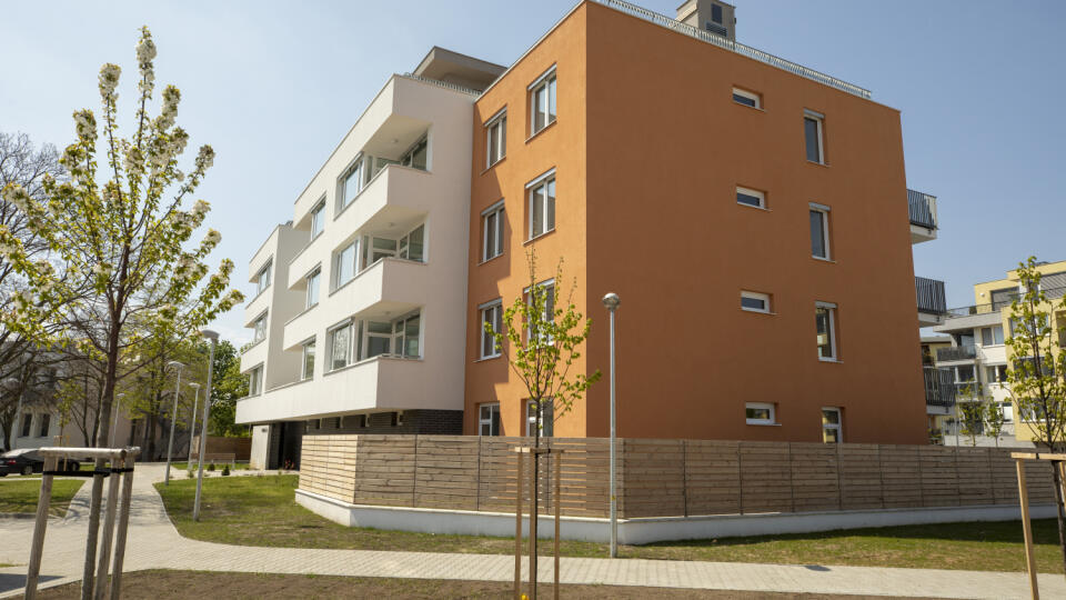 Ilustračné foto novostavby bytoviek v Bratislave
Na obr. Bytový komplex v Devínske Novej Vsi, Bystrická