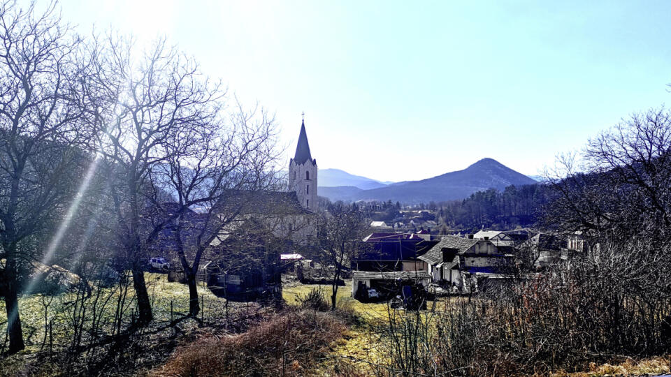 V Obišovciach na východnom Slovensku dnes žije 440 ľudí