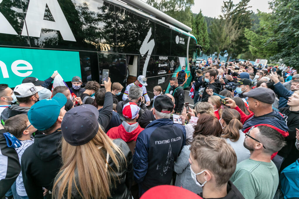 Na snímke je Peter Sagan počas druhej etapy cyklistických pretekov Okolo Slovenska s cieľom v Dolnom Kubíne.