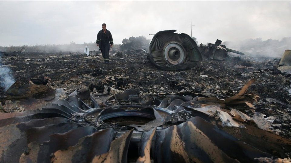 K zostreleniu lietadla malajzijských aeroliniek letu MH17 došlo 17. júla 2014.