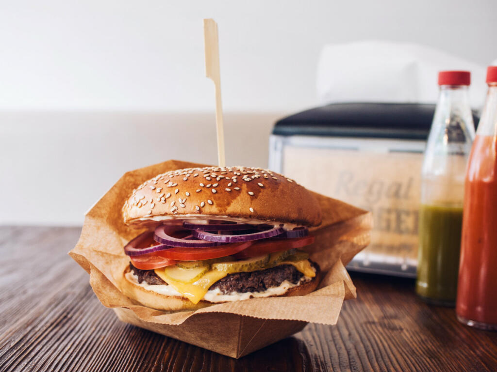 Regal Burger