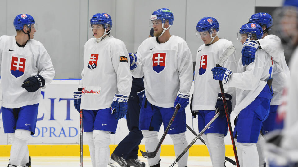 Slovenská hokejová reprezentácia do 20 rokov v Poprade počas prípravy na augustové IIHF majstrovstvá sveta U20.