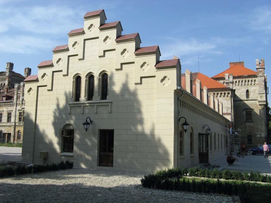 Kaštiel v Galante