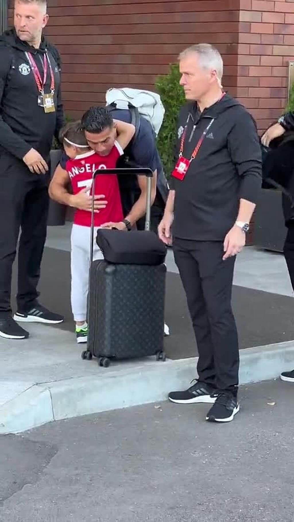 Blíži sa veľký návrat: Uvidíme Ronalda nastupovať so synom v drese Sportingu?