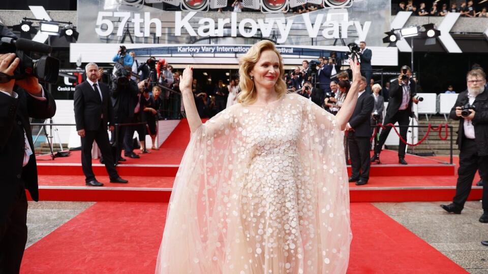Česká herečka svojou róbou zatienila aj svetové hollywoodske hviezdy.