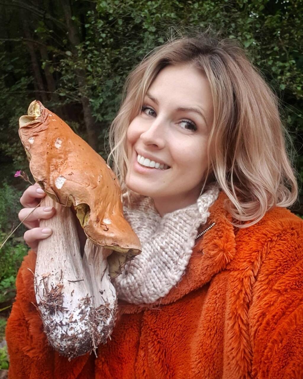 Kalisová si aj po rozchode snaží užívať život plnými dúškami.