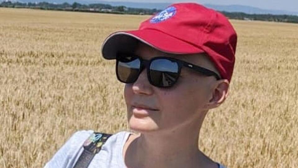 „Moji štyria chalani ma dnes zobrali na výlet. Chceli vidieť, kde je možné byť naraz v troch štátoch, teda na Slovensku, v Maďarsku a v Rakúsku. Bolo skvelé byť vonku a mať aspoň na chvíľu pocit, že zase žijem normálne...“