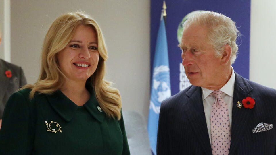 Slovenská prezidentka Zuzana Čaputová sa v rámci klimatickej konferencie v škótskom Glasgowe stretla s britským princom Charlesom, s ktorým diskutovala o opatreniach na ochranu klímy.