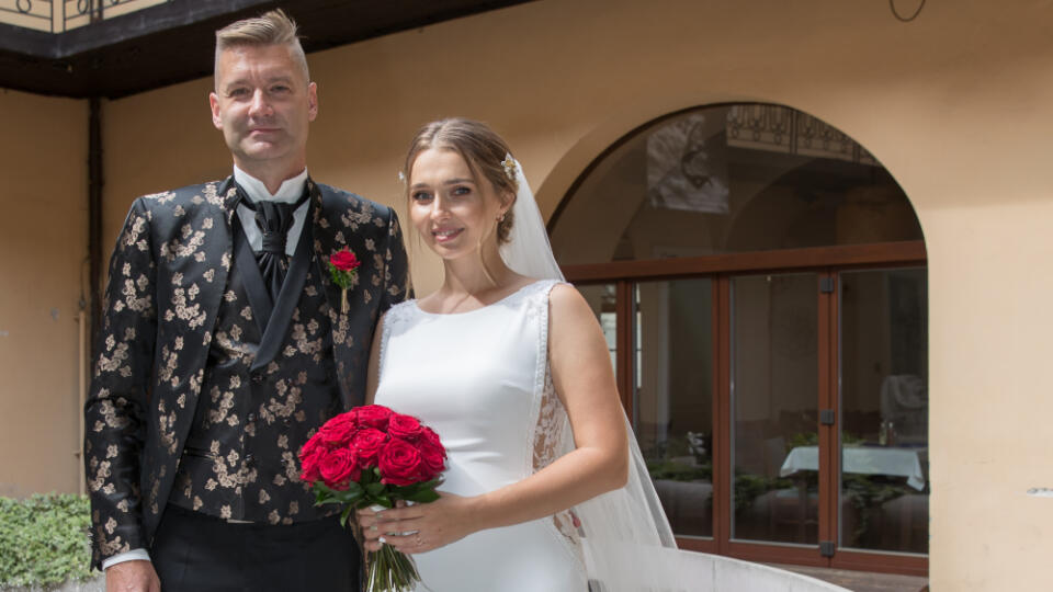 Svadba scenáristu Andyho Krausa a Jany Danišovej v bratislavskom Zichiho paláci.