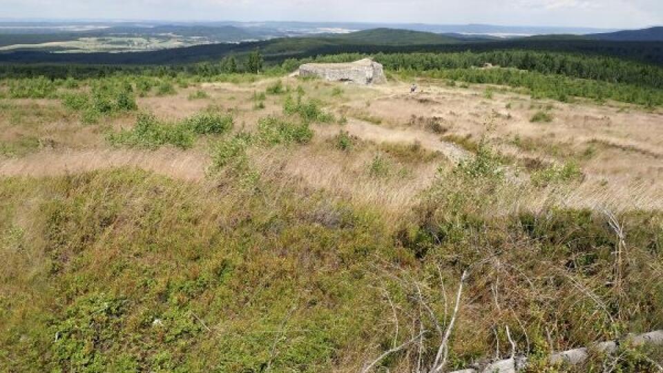 Jordán. K bývalej dopadovej ploche sa ešte nedávno dostali len vojaci.