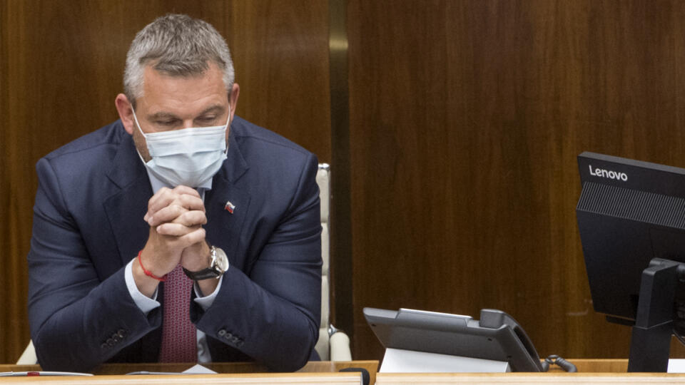 Na snímke podpredseda NR SR Peter Pellegrini (nezaradený) na mimoriadnej schôdzi parlamentu k odvolávaniu premiéra Igora Matoviča 23. júla 2020 v Bratislave. FOTO TASR - Martin Baumann