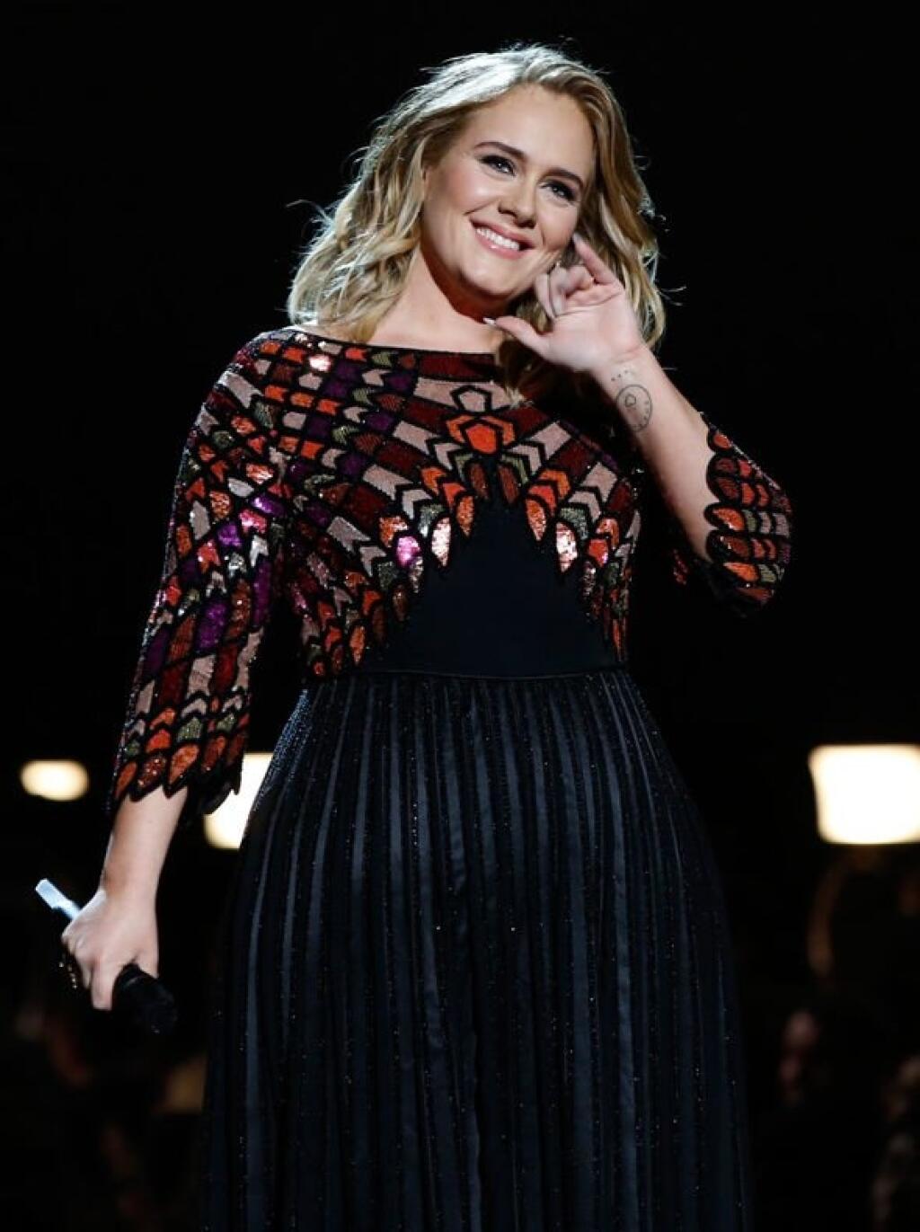 Adele je už niekoľko mesiacov zmenená na nepoznanie.