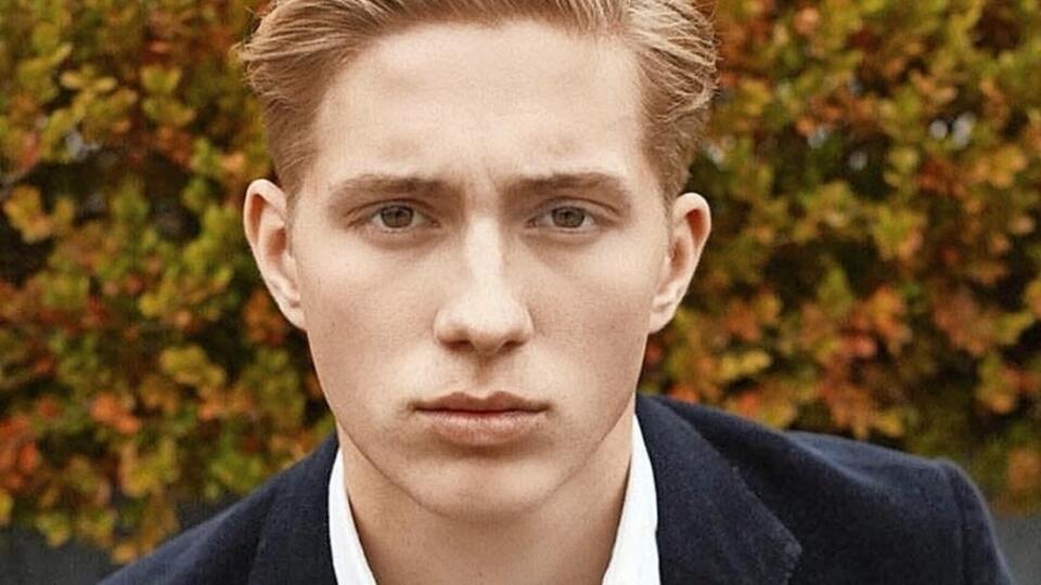 Princ Konstantin Alexios (21), Grécko.