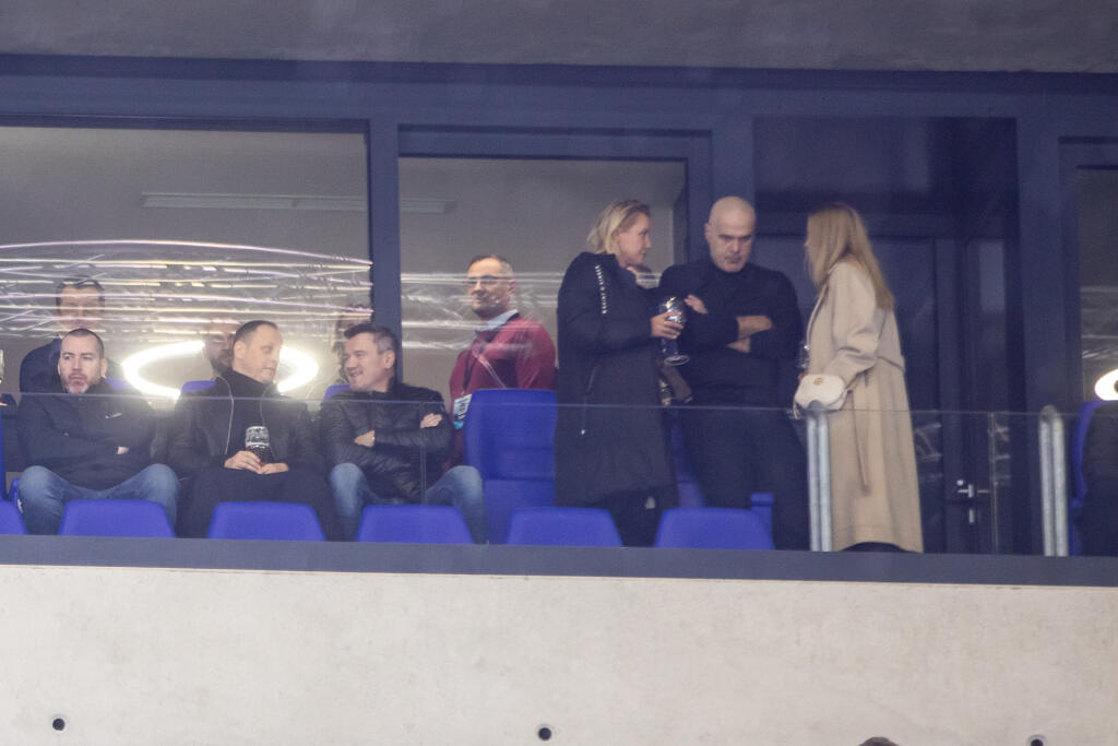 Hokejový zápas medzi HC Slovan a Košice (Winter games)