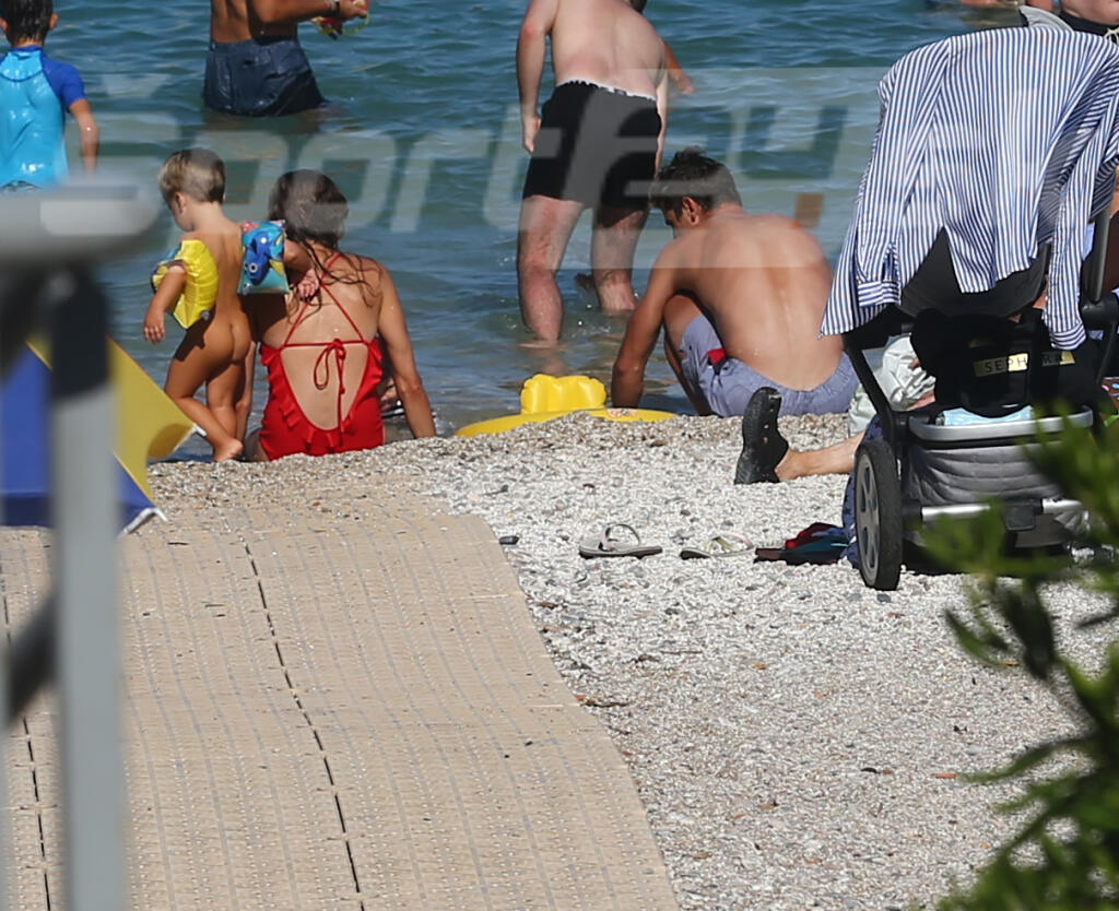 Hoci Saganovci pár týždňov po rozchode boli na spoločnom kúpaní, ich správanie nenasvedčovalo tomu, že by sa k sebe vrátili. Po takmer roku však Katarína šokovala Slovensko.
