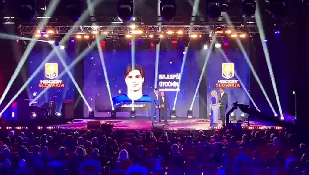 Tento rok, patrí Slafkovskému, ktorý ovládol anketu Hokejista roka: Nečakal som to!