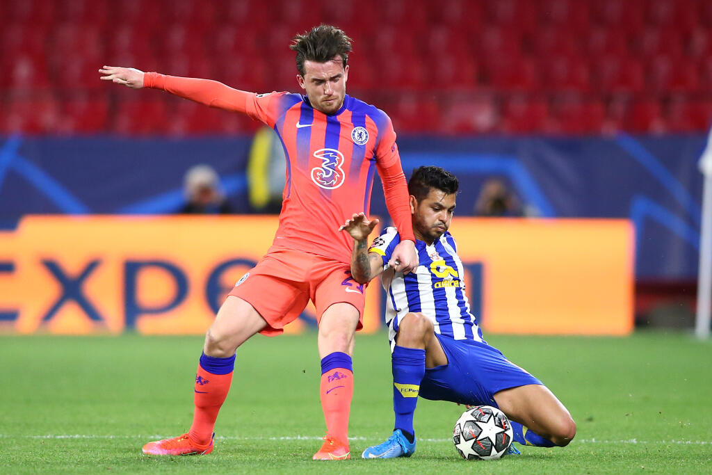 Porto prehralo na neutrálnej pôde v Seville s Chelsea Londýn 0:2. Odvety sú na programe 13. apríla.