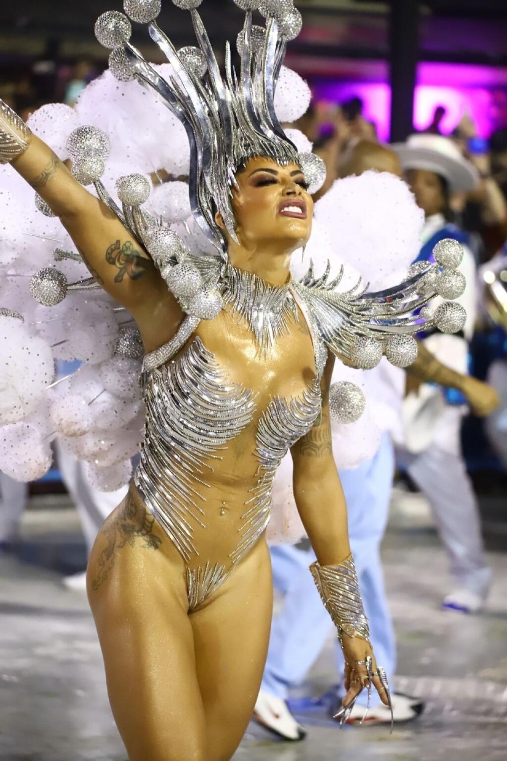 Алина Рискадо: бразильский карнавал красоты
