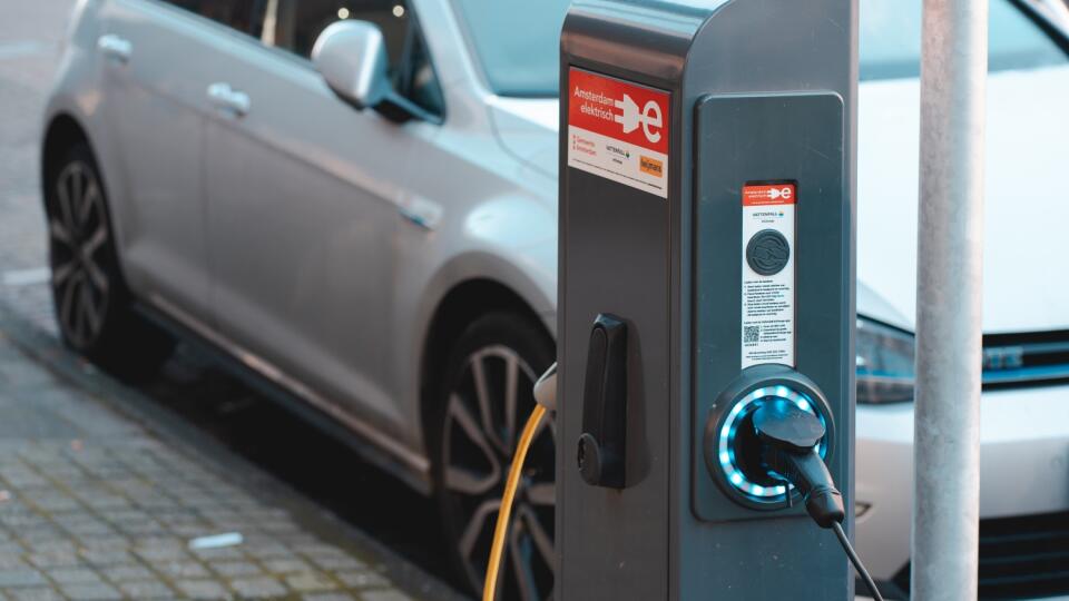 Elektromobil
