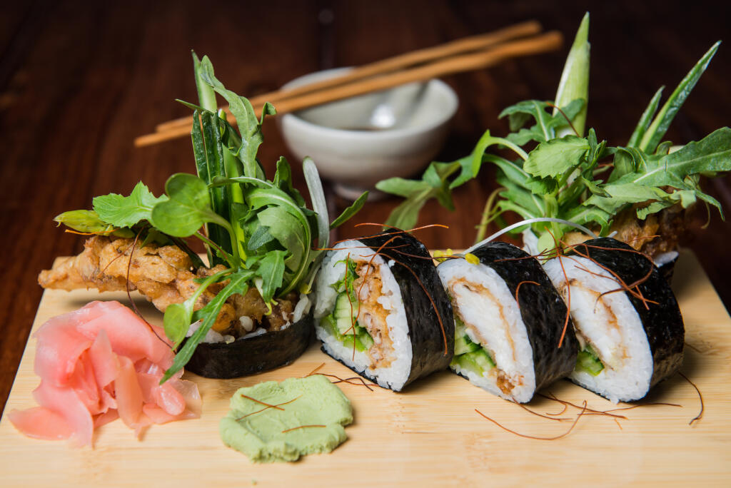 Sushi a zázvor.