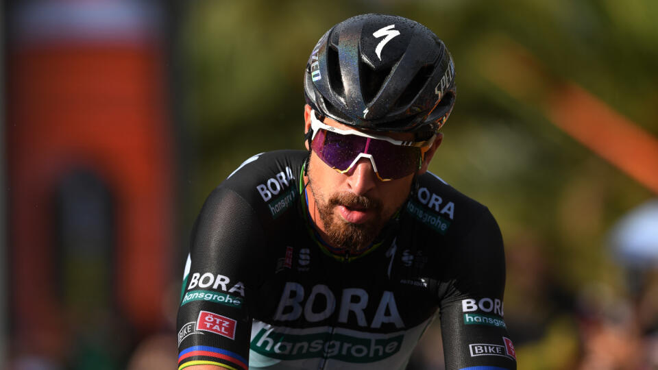 Peter Sagan v cieli 10. etapy Gira pôsobil po víťazstve vyčerpane.