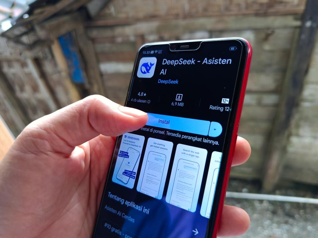 Deepseek,App,Logo,Icon,Displayed,On,A,Smartphone,Screen.,Chinese