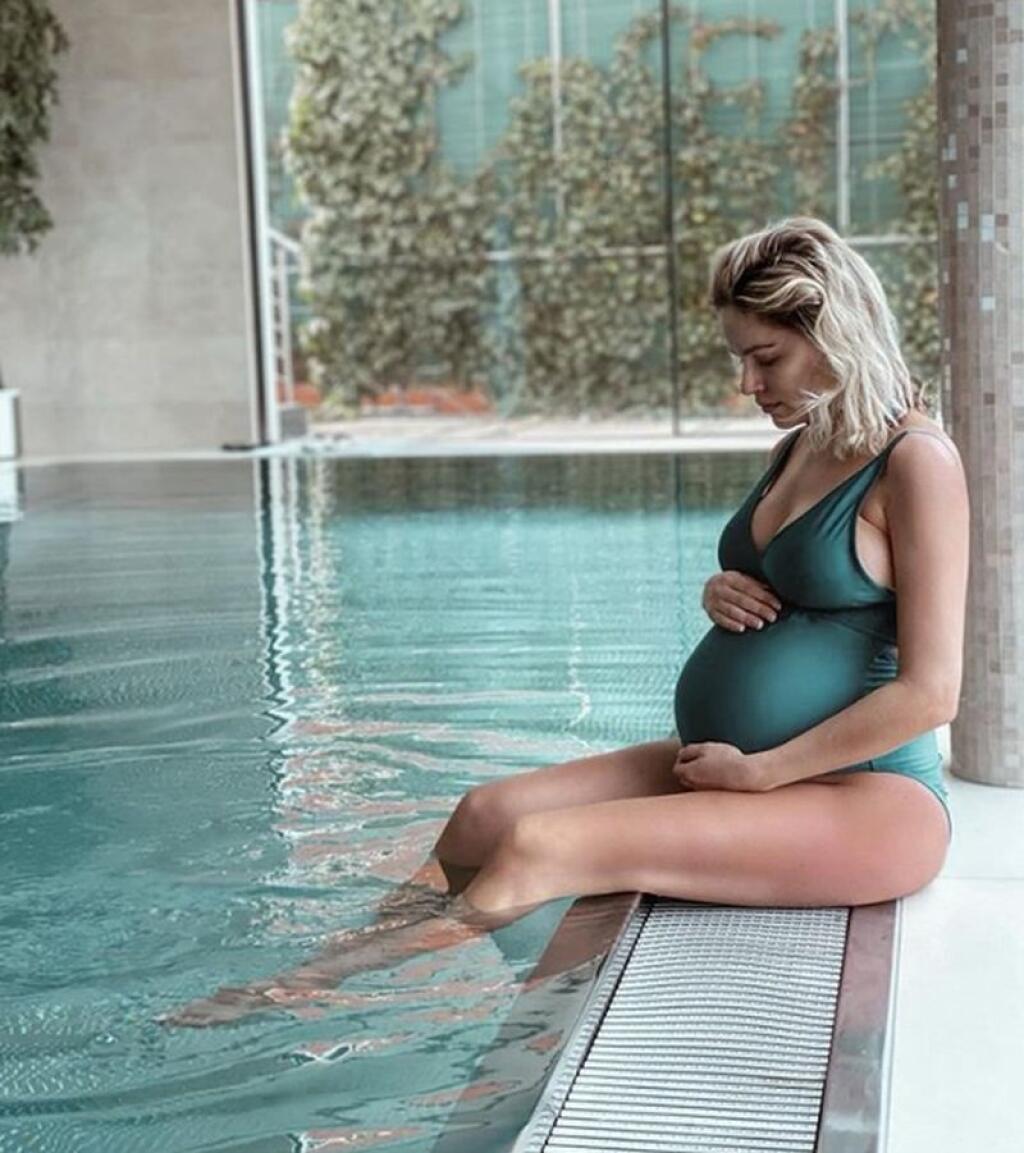 Takto Ivana vyzerala na konci marca. Krásna blondína po narodení dcérky prezradila, že pribrala 18 kíl.
