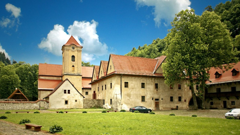 Areál bývalého kláštora je vyhľadávanou turistickou atrakciou.