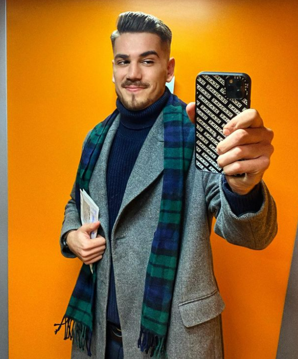 Youtuber Gogo