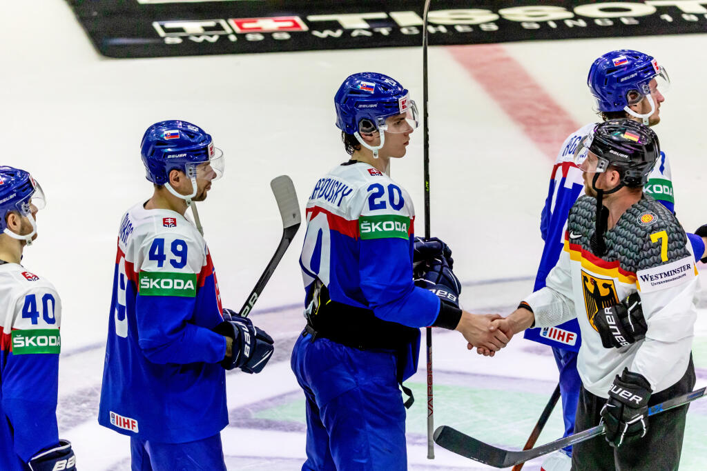 Slovenskí hokejisti sa na majstrovstvách sveta zatiaľ strelecky trápia.