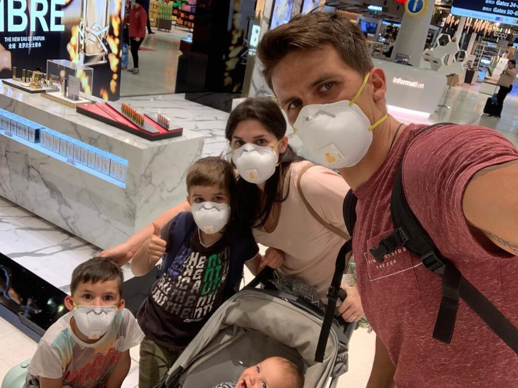 Matej Beňuš s rodinou
