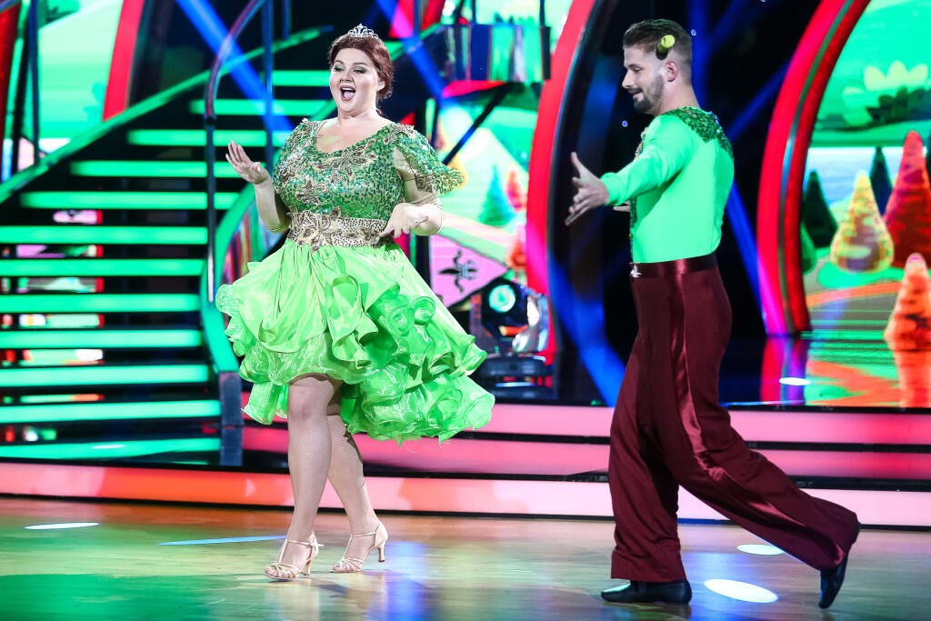 3. kolo tanečnej súťaže celebrít Lets Dance vysielanej naživo z Bratislavskej Incheby. Na snímke Eva Kramerová a Lukáš Hojdan