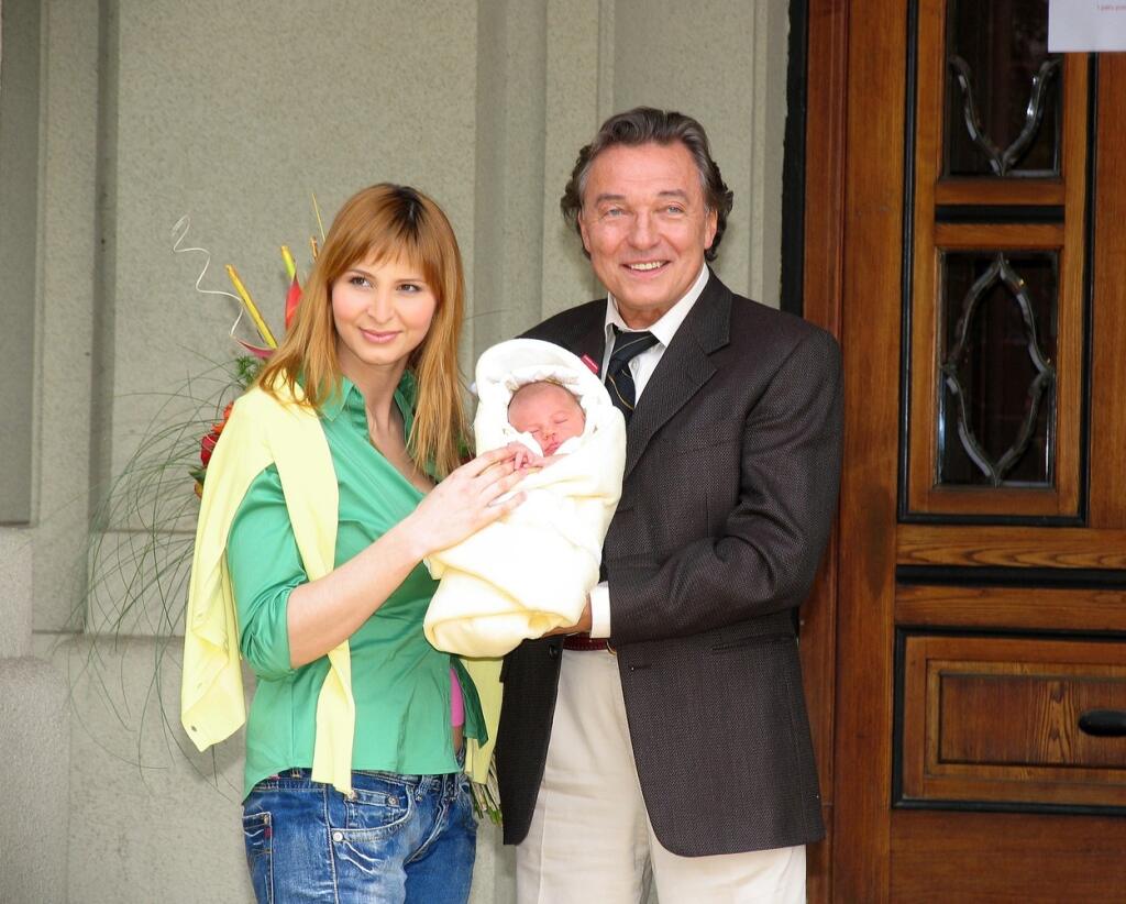 Karel Gott, Ivana Macháčková, Charlotte Ella Gottová