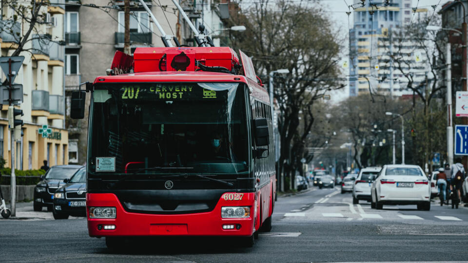 Modernizáciou má prejsť aj trasa linky 210 v úseku Záhradnícka – Karadžičova.