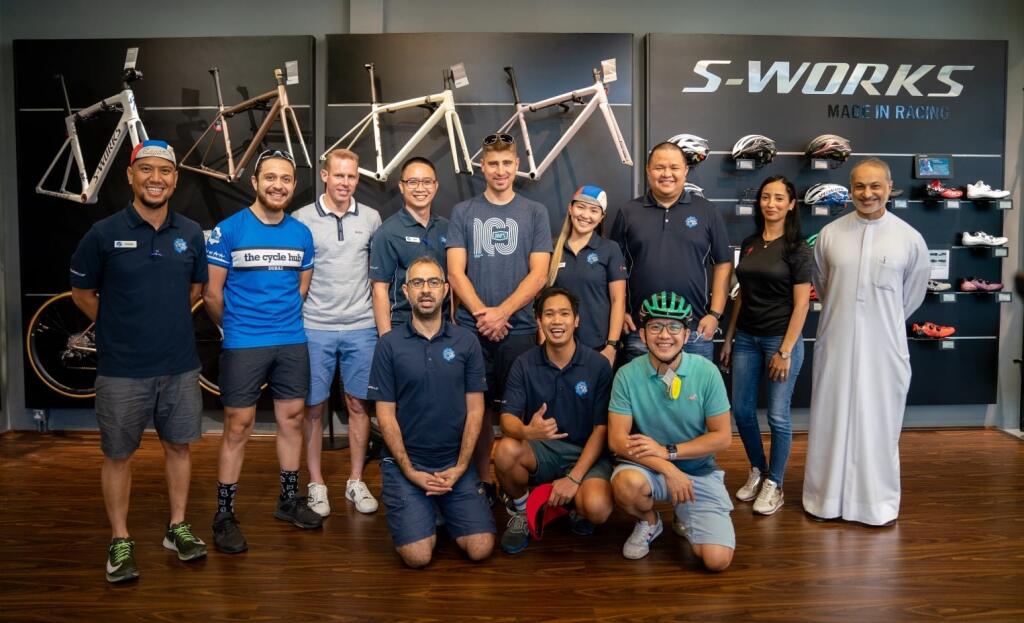 Peter Sagan v Dubaji oddychoval, besedoval a aj vyhral preteky.
