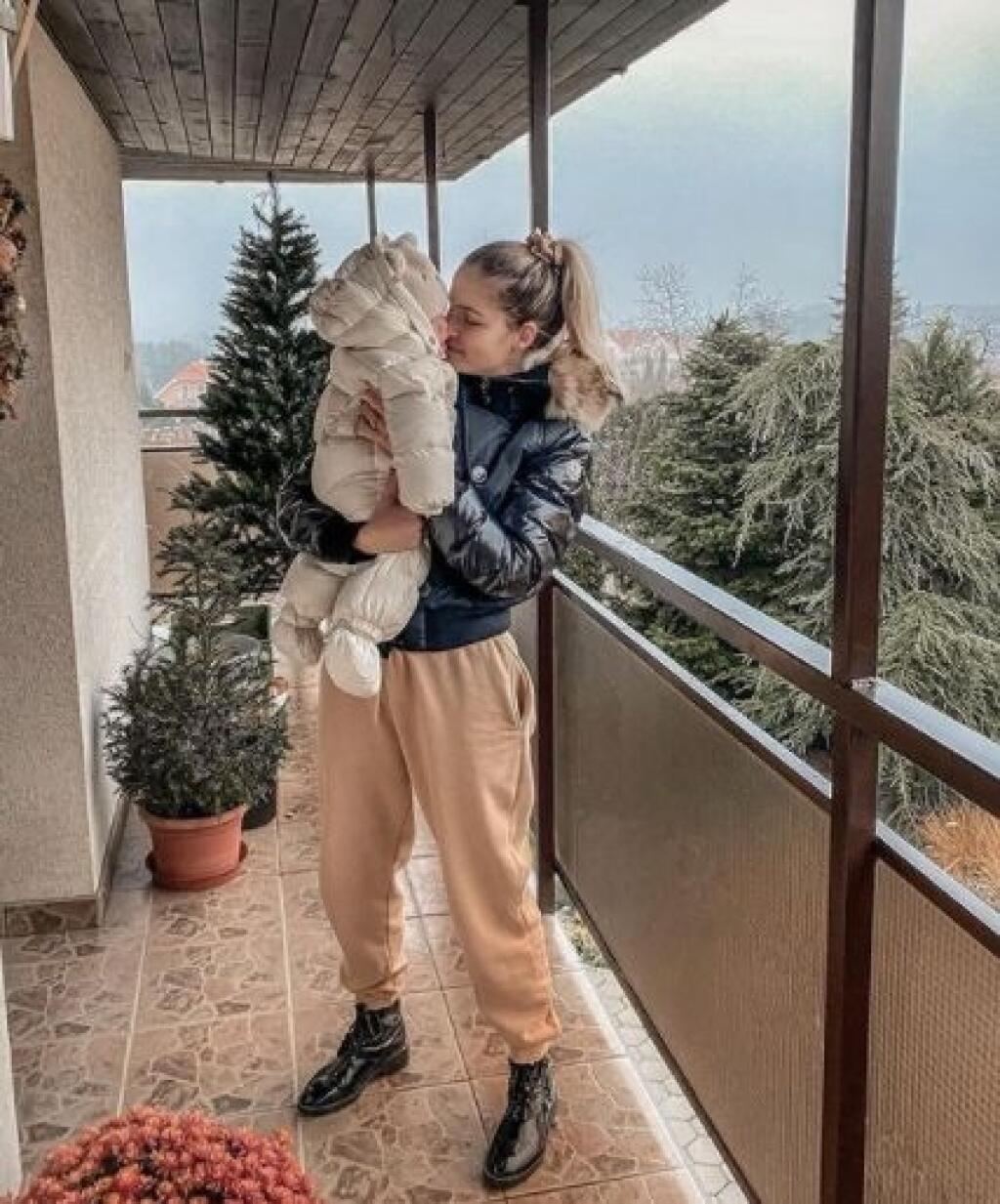 Ivana Gáborík s dcérkou Bellou.