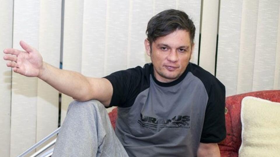 Majiteľ baru Mariatchi Radovan Richtárik sa vzdať nemienil. Svoj bar napriek útokom nechal otvorený.