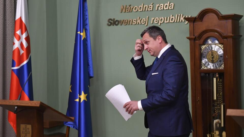 SR NRSR Danko schôdza dôvera odvolávanie TK BAX